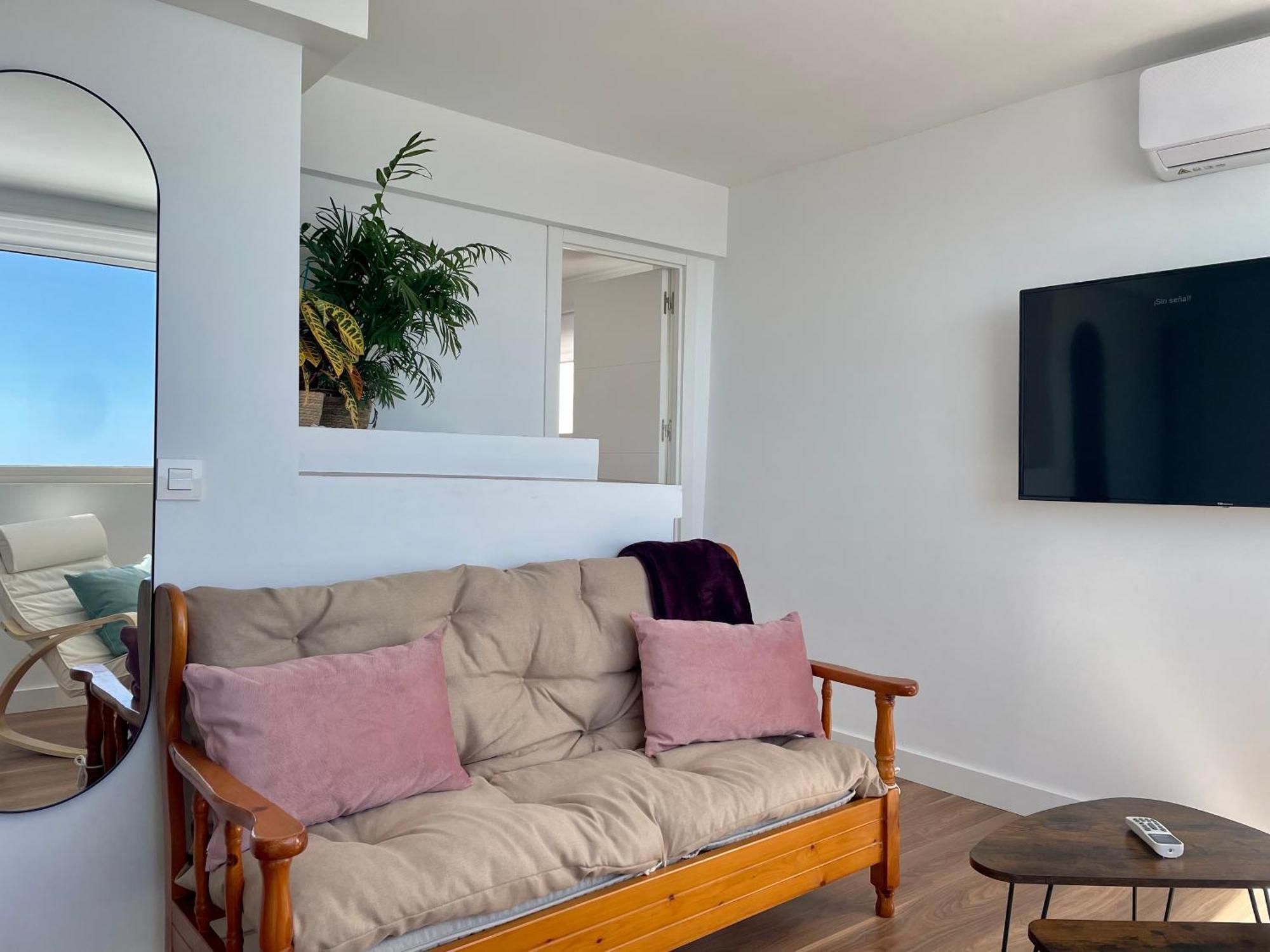 Apartamento Calma Carihuela Beach - 10 Metros De La Playa Torremolinos Zewnętrze zdjęcie