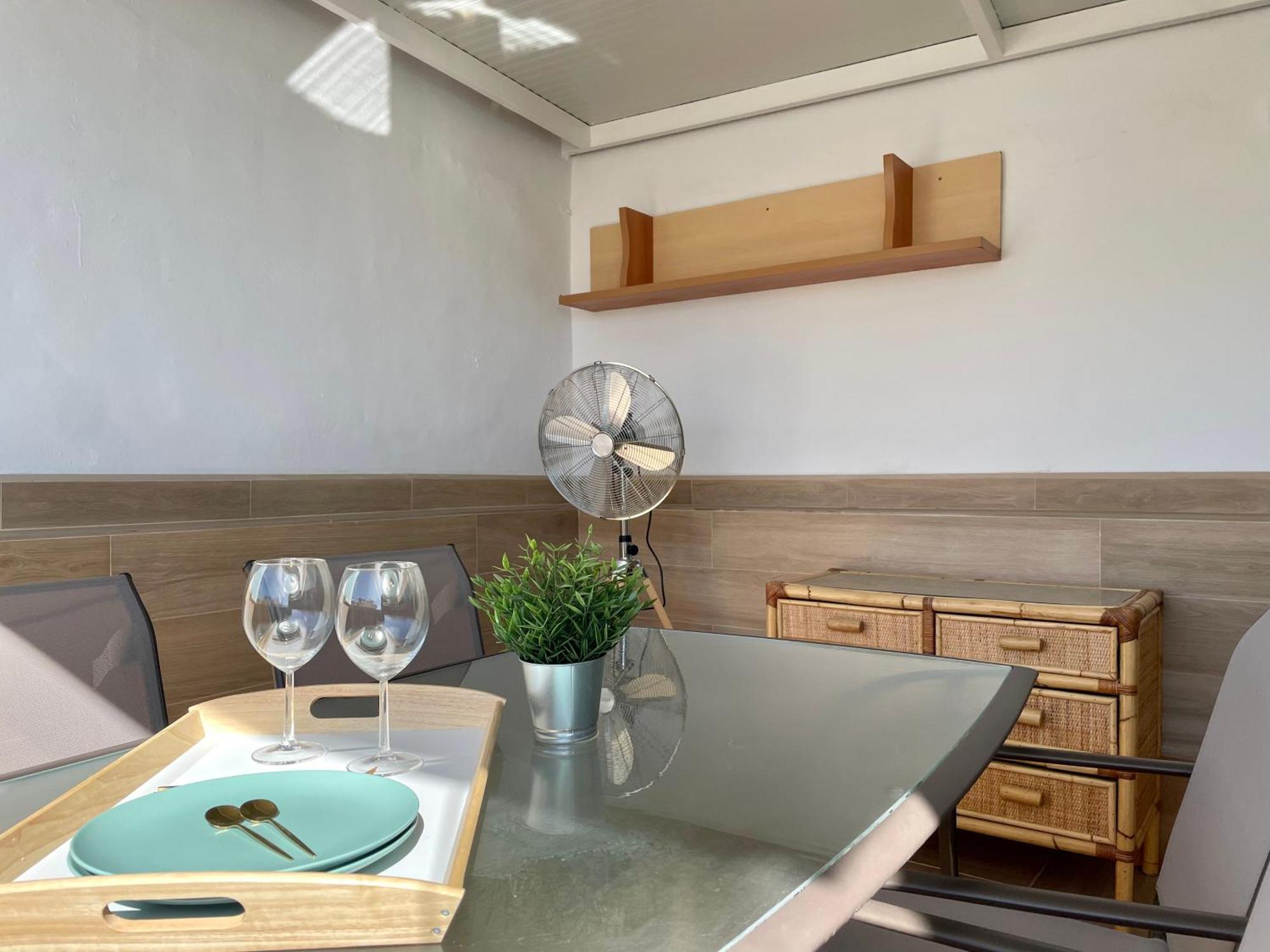 Apartamento Calma Carihuela Beach - 10 Metros De La Playa Torremolinos Zewnętrze zdjęcie